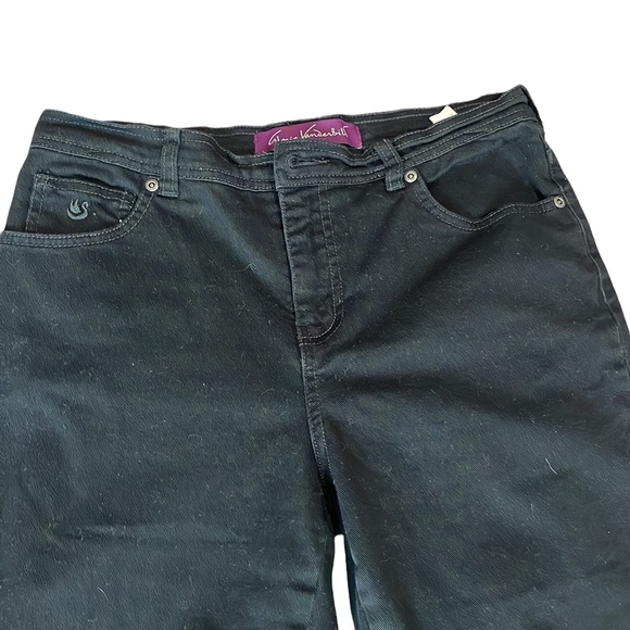 Gloria Vanderbilt straight jeans - Picture 2 of 6